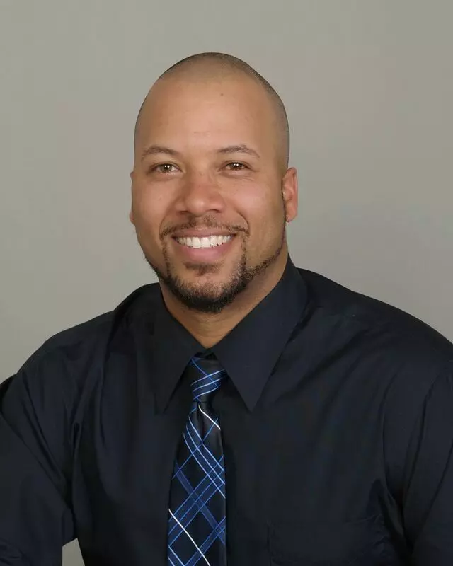 Farmers Insurance - Gabriel Thomas
