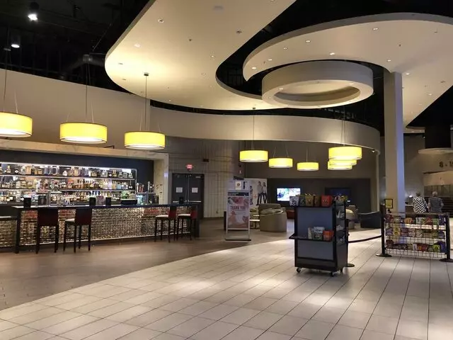 AMC Loews Foothills 15