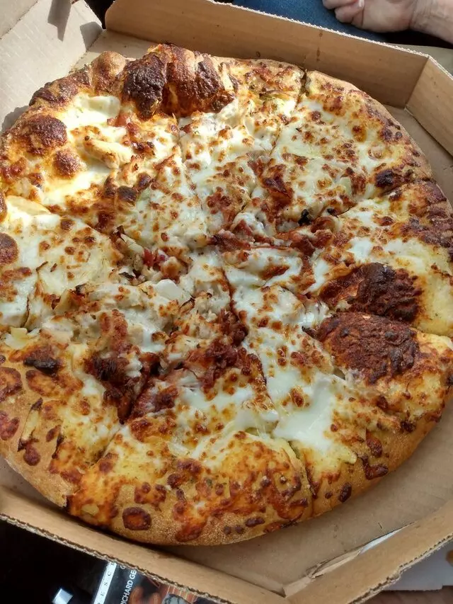 Dominoes Pizza
