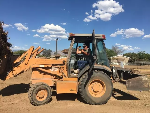 Scott's Dump Truck & Tractor Service