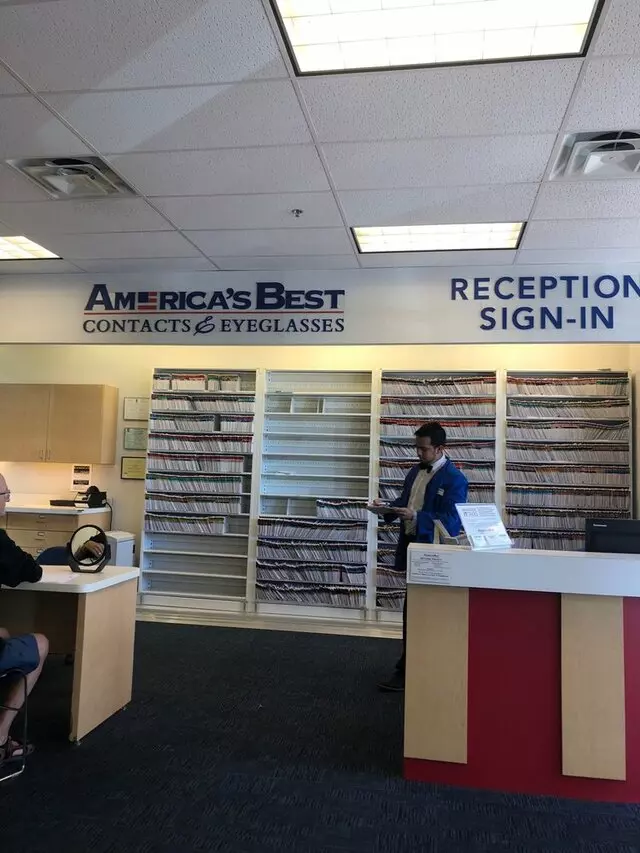 America’s Best Contacts & Eyeglasses