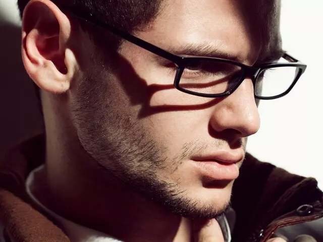 Alvernon Optical