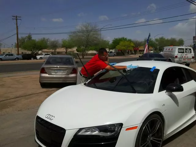 AAG Glass & Tint