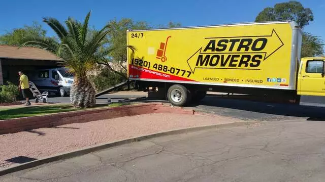 Astro Movers