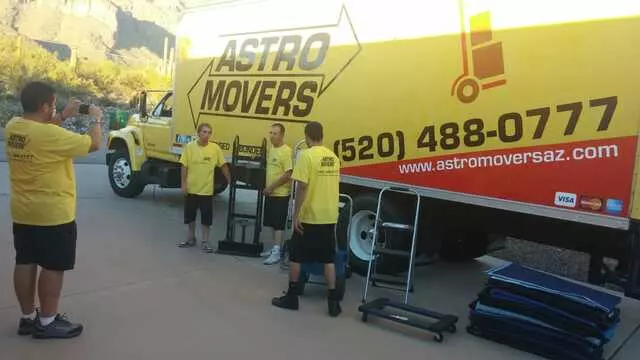 Astro Movers