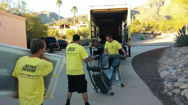 Astro Movers