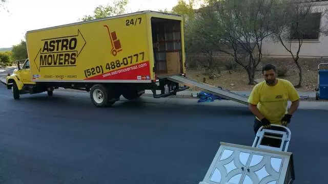 Astro Movers