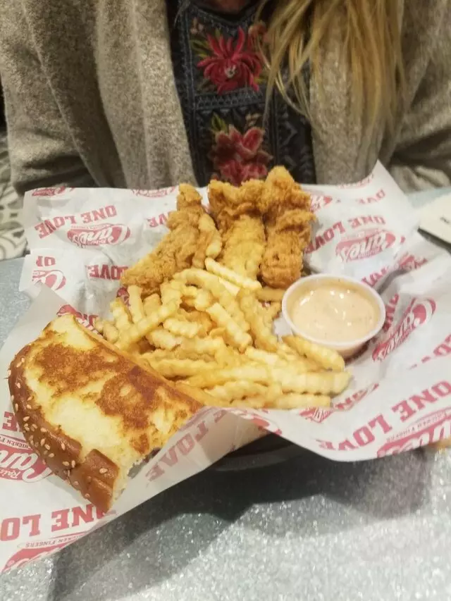 Raising Cane’s Chicken Fingers