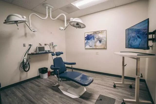 Casas Adobes Oral & Maxillofacial Surgery