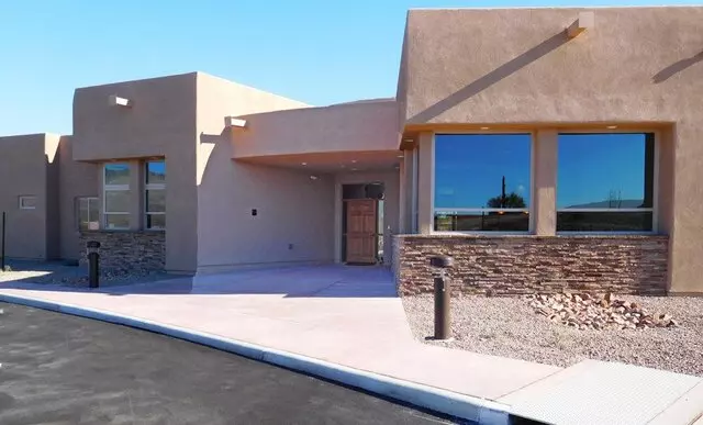 Academy Villas
